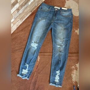 NWT KanCan Distressed Skinny Ankle Jeans